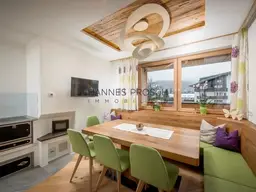 Miete: Neuwertige Penthousewohnung steht zur Erstvermietung in St. Johann