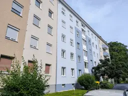 2-Zimmer-Wohnung mit Balkon Nähe City-Park zu verkaufen – ideal zum Modernisieren!