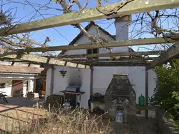 Stilvolles Refugium: Echtholzböden, Sauna und Weinkeller inklusive!