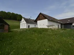 Renovierter Dreikanthof in absoluter Ruhelage!