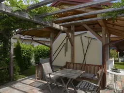 Ihr Gartenparadies in ruhiger Sackgasse – Traumhaftes Haus mit zwei Wohneinheiten!