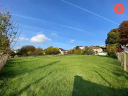 Ihr Traum vom Eigenheim: Malerisches Grundstück mit Waldblick in Wilhering