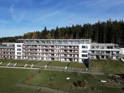 *Über der Nebelgrenze* 3- Zimmer Anlegerwohnung mit Terrasse und Garten