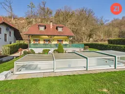 Gepflegtes Einfamilienhaus mit Pool, Wellnessbereich, Sauna und Gartenoase in Ottensheim