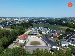 Großzügige Betriebsliegenschaft mit über 9.200 m² Grundstück in Top-Lage bei Ried im Innkreis