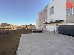 *WELSER ECK* 4-Zimmerwohnung mit Terrasse und Eigengarten
