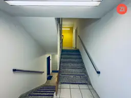 "Lager - Büro - Verkauf" 1500m² in Top Linz - Lage
