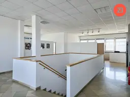 Großzügige Bürofläche mit ca 200 m² ab sofort verfügbar!