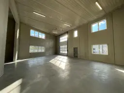 SOFORTBEZUG! Betriebs-/Produktions- oder Lagerhalle mit ca. 329 m² Fläche in Buchkirchen bei Wels zu verkaufen (Top 17)
