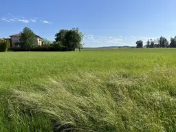 Traumhaft sonnige Baugrundstücke, voll aufgeschlossen &amp; ohne Bauzwang in Pramet