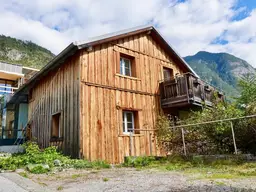 3 Zimmer I Dachgeschoss I Bachnähe