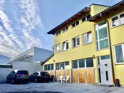 3 Zimmer I Büroräumlichkeiten