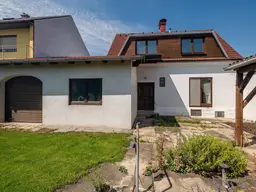 Gepflegtes Landhaus trifft idyllisches Grundstück - beste Lage!