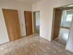 helle freundliche 3 Zimmer mit Loggia