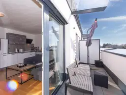 Moderne Neubauwohnung mit Terrasse und Blick ins Grüne