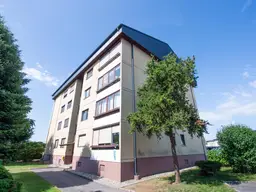 Großzügige Wohnung zum kleinen Preis! – Parkplatz inklusive!