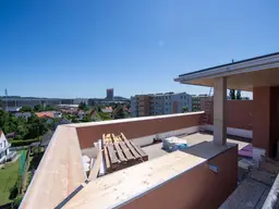 Exklusives Penthouse zur Miete – großzügige 40 m² Terrasse &amp; Balkon