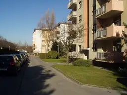 Schöne 3 Zimmer Wohnung mit Loggia - unbefristet zu mieten 