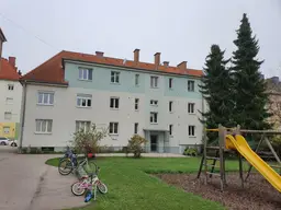 3100 St. Pölten, Maximilianstraße 42