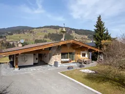 Tiroler Landhaus mit Freizeitwohnsitzwidmung in Traumlage und Ski in / Ski out