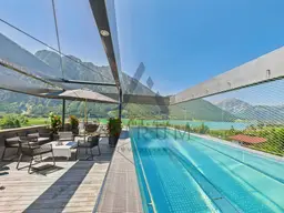 Terrassenvilla mit Infinity Pool, zwei zusätzlichen Wohneinheiten und Panoramablick über dem Achensee