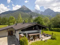 Sonniger Freizeitwohnsitz in ruhiger Lage mit Bergblick