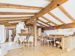 Dachgeschosswohnung im Tiroler Stil an der Fleckalmbahn