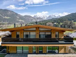 Ruhe-Sonne-Panoramablick: Einzigartige Penthouse-Maisonette