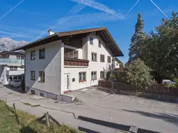 Großzügiges Mehrfamilienhaus mit Garten, vielseitigen Nutzungsmöglichkeiten &amp; großem Potenzial