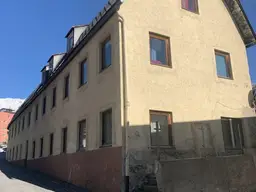 Einzigartiges Mehrfamilienhaus in Imst: Renovierungsprojekt mit Potenzial