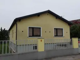 Nettes Einfamilienhaus mit großem Garten