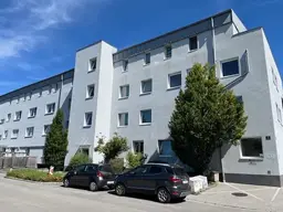 Gepflegte 2 Zimmer Wohnung im Trauner Stadtzentrum!
