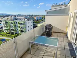 Helle 3-Zimmer-DG-Wohnung mit Fernblick auf die Weinberge im Süden von Wien zu verkaufen