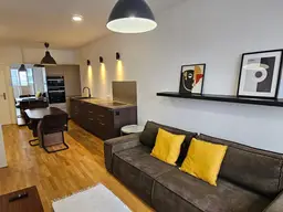 Elegante vollmöblierte 2-Zimmerwohnung im 3. Bezirk mit Weitblick über Wien zu verkaufen