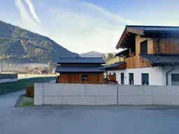 Großzügige Loggia-Wohnung am Venedigerblick für Familien