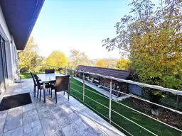** Nahe Wien: Außergewöhnliche Villa im Herzen des Wienerwaldes! **
