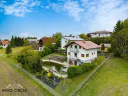 Exklusive Zweifamilienhäuser mit atemberaubendem Blick auf den Schöckl und privatem Schwimmteich in Sankt Radegund