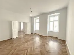 Toplage bei Votivkirche und Schottentor! 5-Zimmer-Wohnung in denkmalgeschütztem Stadtpalais!