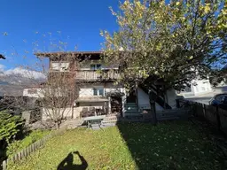 Kleines Wohnhaus mit 2 getrennten Wohnungen, Sonnenlage