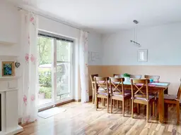 Charmante Doppelhaushälfte in idyllischer Lage – Modernes Wohnen in Münchendorf bei Wien