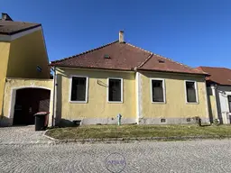 Historischer Altbau mit großem Garten in Neu Pölla