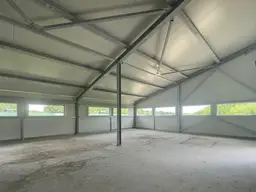 Miete - Neuwertige 1260m² Halle in 8403 Lang, Steiermark - Ideal für Industrie/Gewerbe! *Teilvermietung möglich*