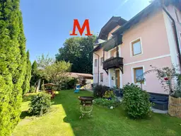 Charaktervolle Wohnung im historischen Haus mit 3 Garagen, Carport &amp; Partyraum