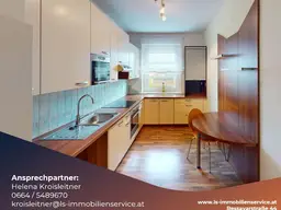 Zentral gelegene Wohnung in einem Mehrparteienhaus mit Balkon und Tiefgaragenplatz in Friedberg