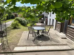 Gartenwohnung mit 3,5 Zimmern mitten im Harter Ortszentrum