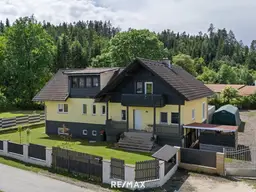 Großzügiges Haus mit zwei Wohneinheiten in ruhiger Lage, Nähe Gösselsdorfer See