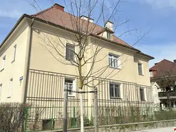 Schöne Altbauwohnung in der Klagenfurt Innenstadt mit eigenem Garten