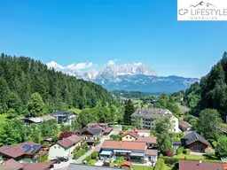 Baugrundstück in einer einheimischen Siedlung am Stadtrand von Kitzbühel