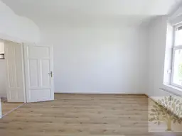 Stilvolle Kleinwohnung nahe Bahnhof zu Verkaufen!