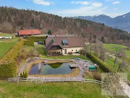 Bauernhaus mit zwei Wohneinheiten in Traumlage zu Verkaufen!